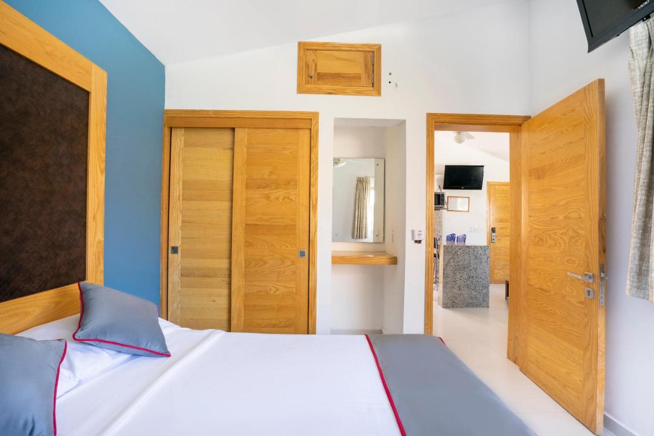 Collection O Luna Aqua Villas,Tala,Rio Escondido Dış mekan fotoğraf